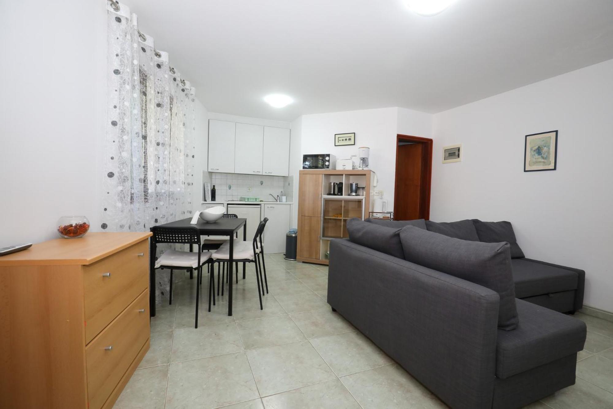 Apartment Matija Premantura Exterior photo
